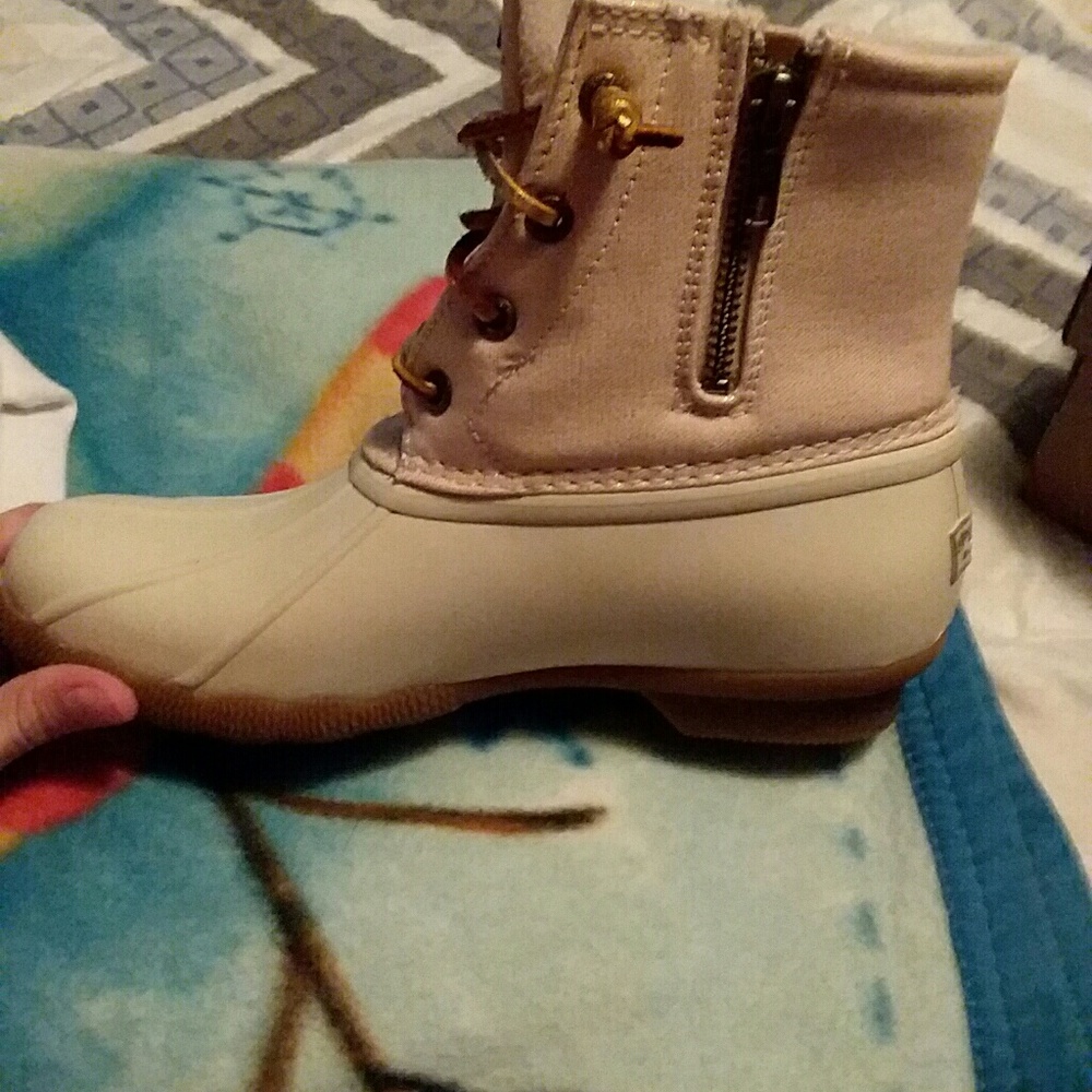 Womens shoes